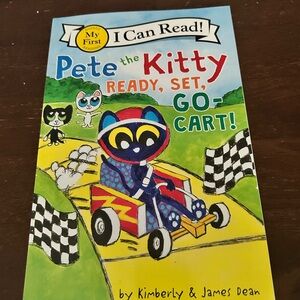 Scholastic Pete the Kitty Go-Cart Adventure Book